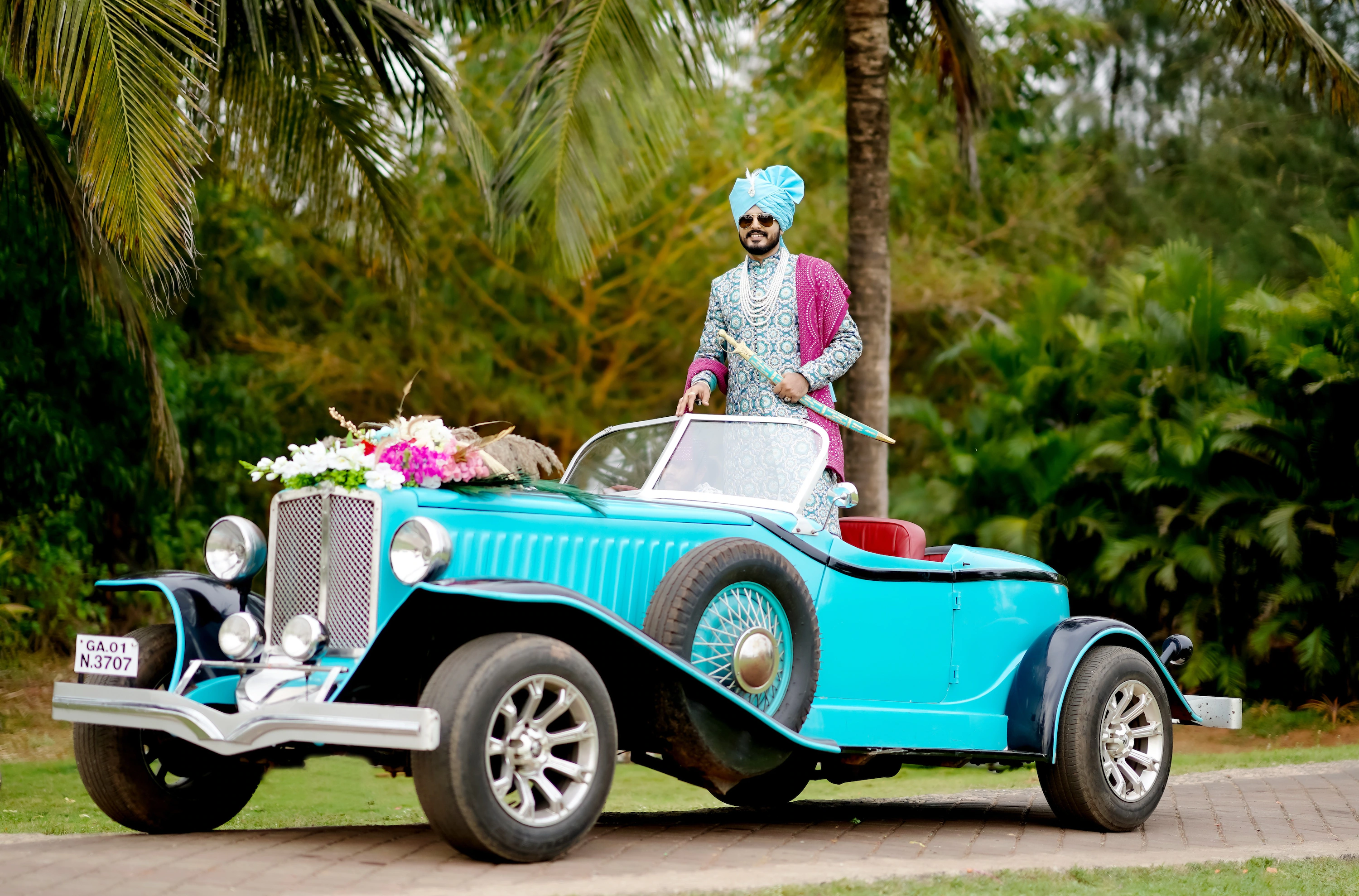 We capture royal entry